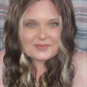 Meet your Posher, Lindsey